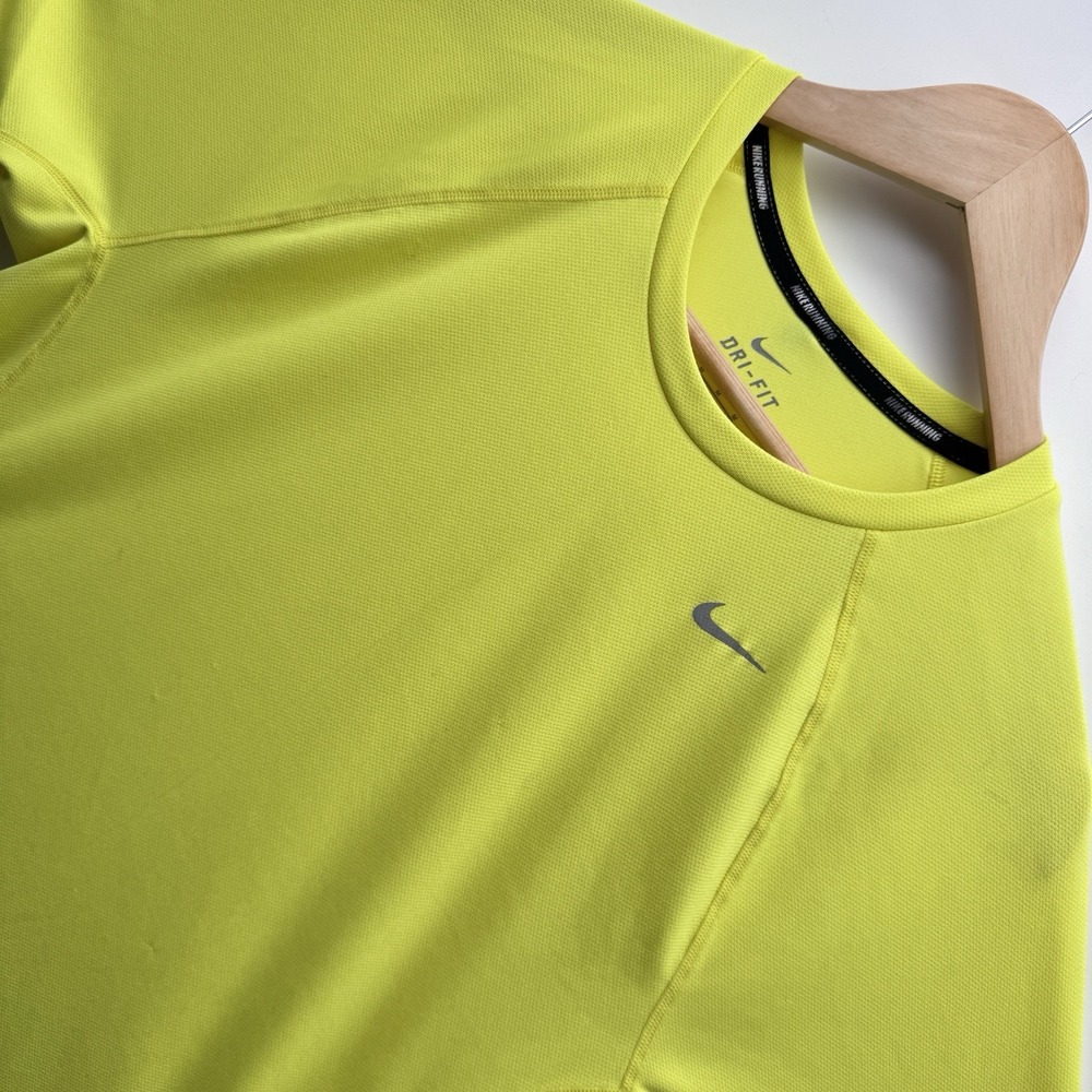 Nike Dri-Fit Men's Running Shirt Size M Neon Green Yellow Short Sleeve